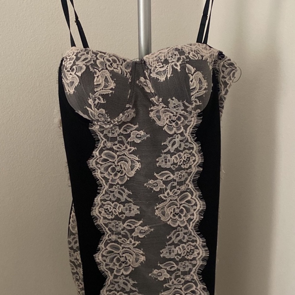 Black Lace Dress size Medium - Picture 2 of 2